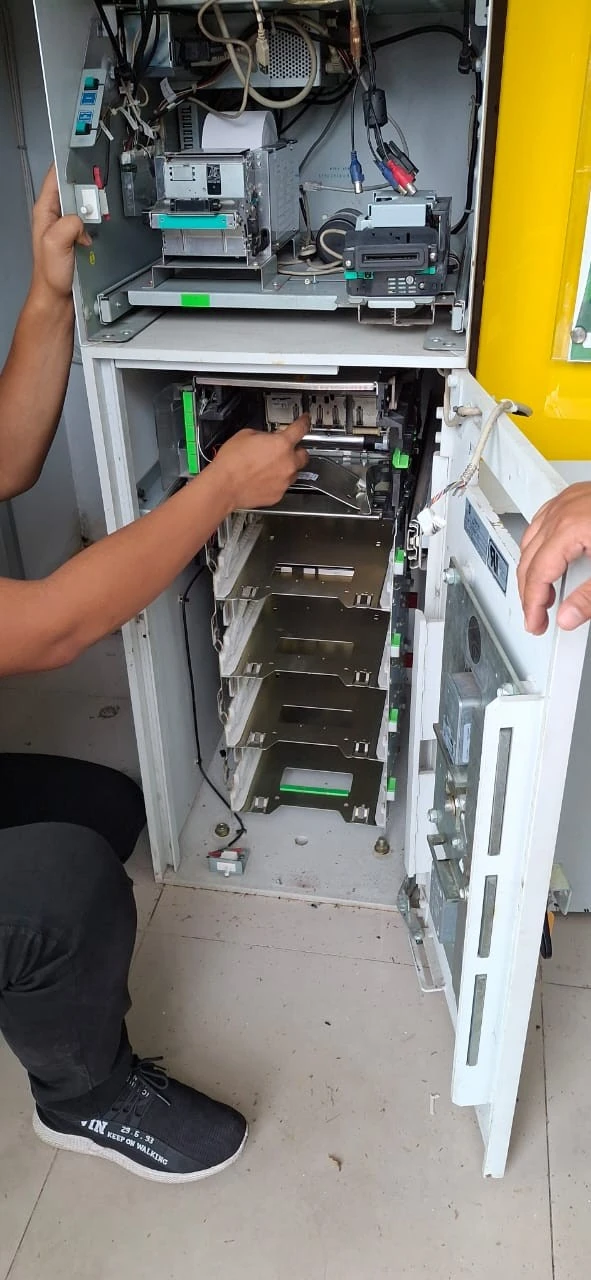 Sudut ruangan dengan penataan minimalis